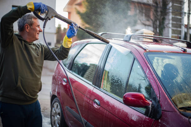 Best Affordable Pressure Washing  in East Dundee, IL